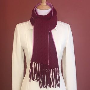 Ann Taylor 100% Cashmere Cable Knit Scarf 🧣